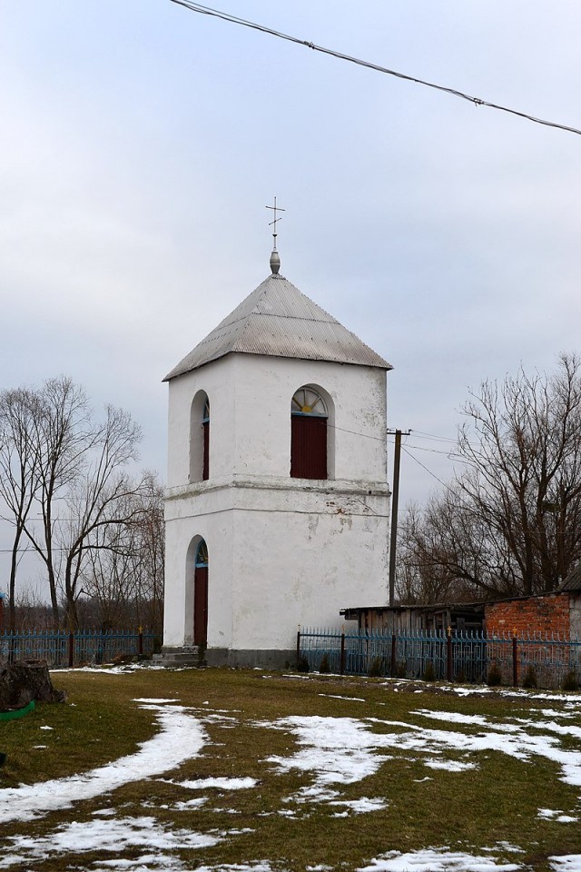 Дзвінниця збудована окремо. Фото В’ячеслава Галієвського.